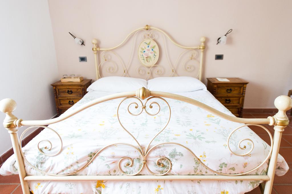 Agriturismo La Corte Del Lupo نوسيرا أومبرا المظهر الخارجي الصورة